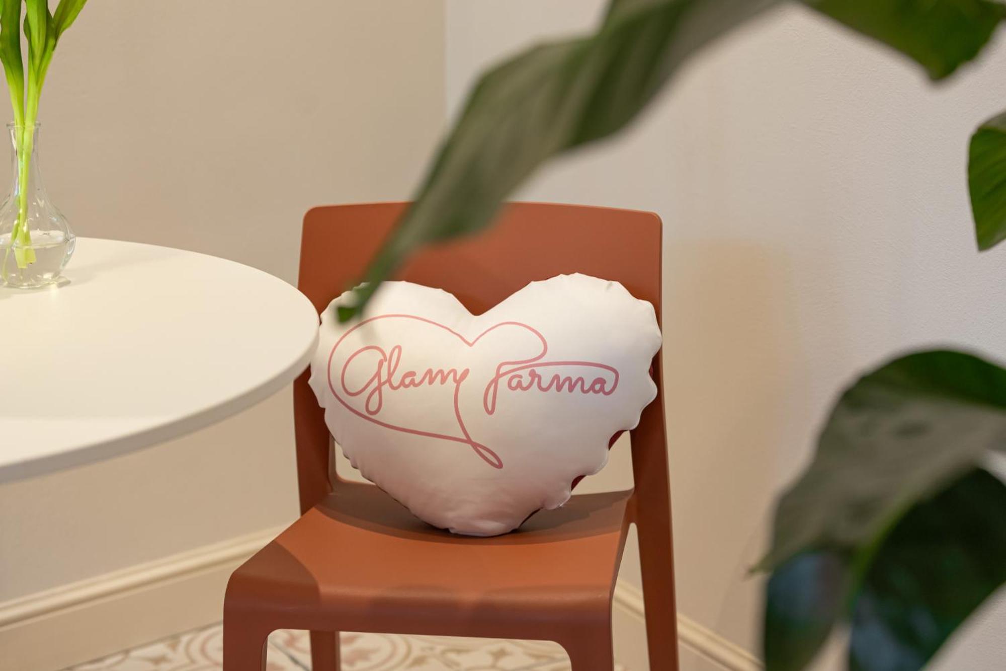 Glam Parma Hotel Ngoại thất bức ảnh
